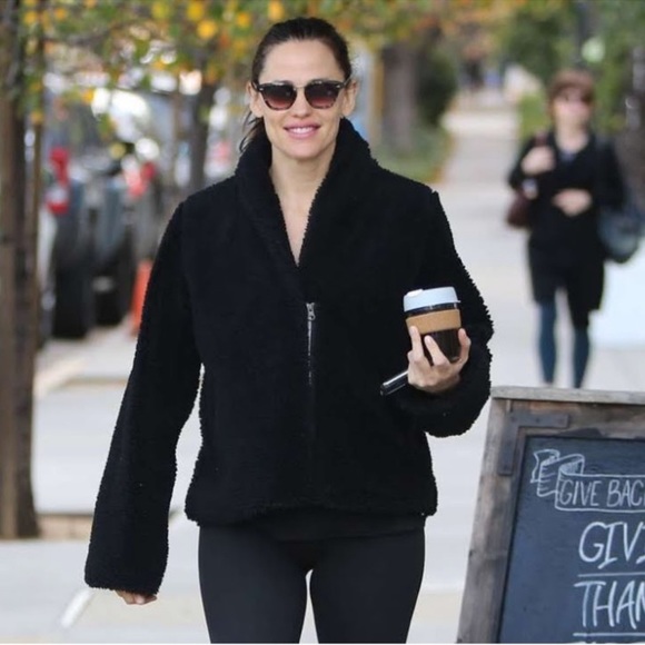ALO Yoga Faux Fur Sherpa  Black Jacket - Picture 1 of 8